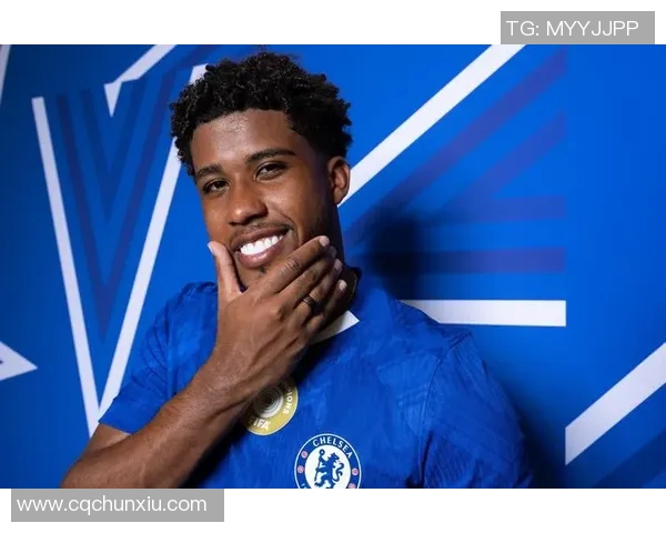 足球明星的Instagram账号揭秘：追踪他们的生活与训练点滴